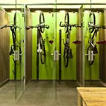 Explorer Hotel 4*