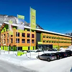 Hotel Explorer 4*