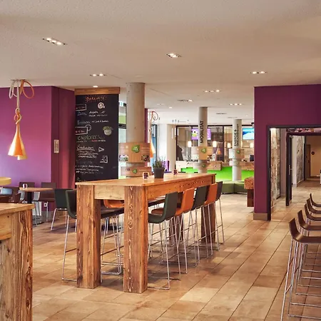 Explorer Hotel 4*
